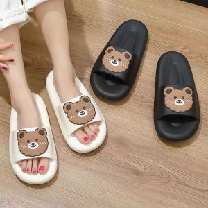 2024 Dép gấu lười Gấu bao gồm Sandals Jelly H08 Dép nhà/phòng tắm Dép dây đeo thoải mái Denim Bear Sandals Girl